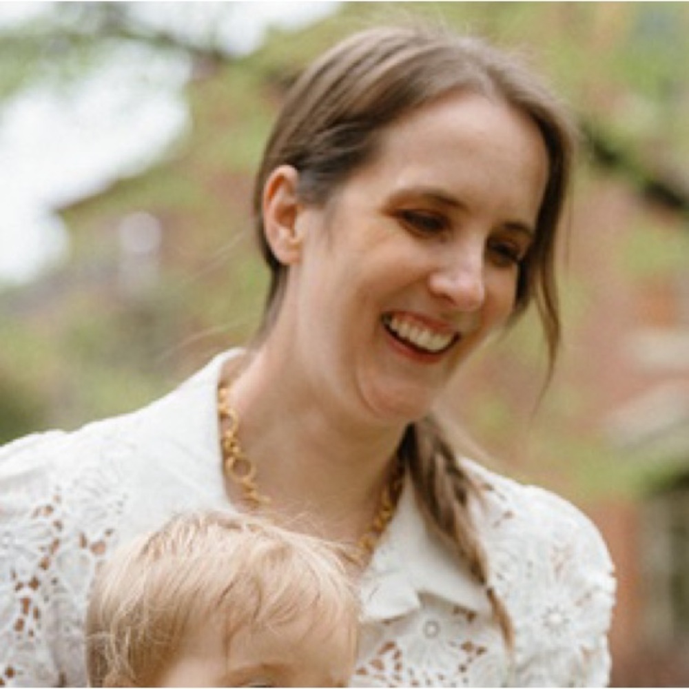 Meet your Posher, Laura